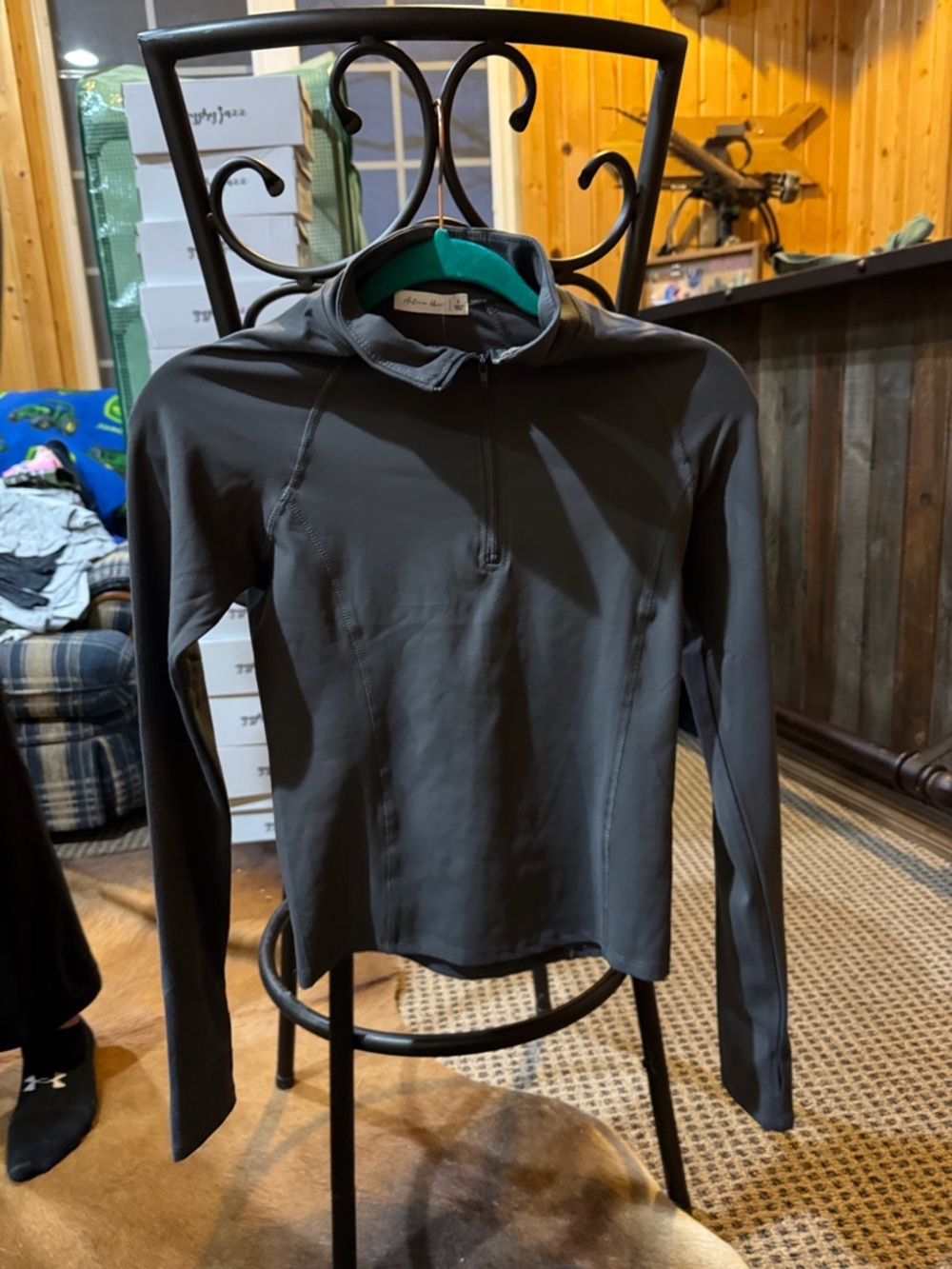 Active USA Women's Charcoal Gray Long-Sleeve Muscle Tee Hoodie